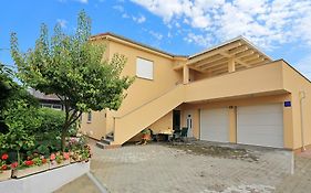 Apartment Robert